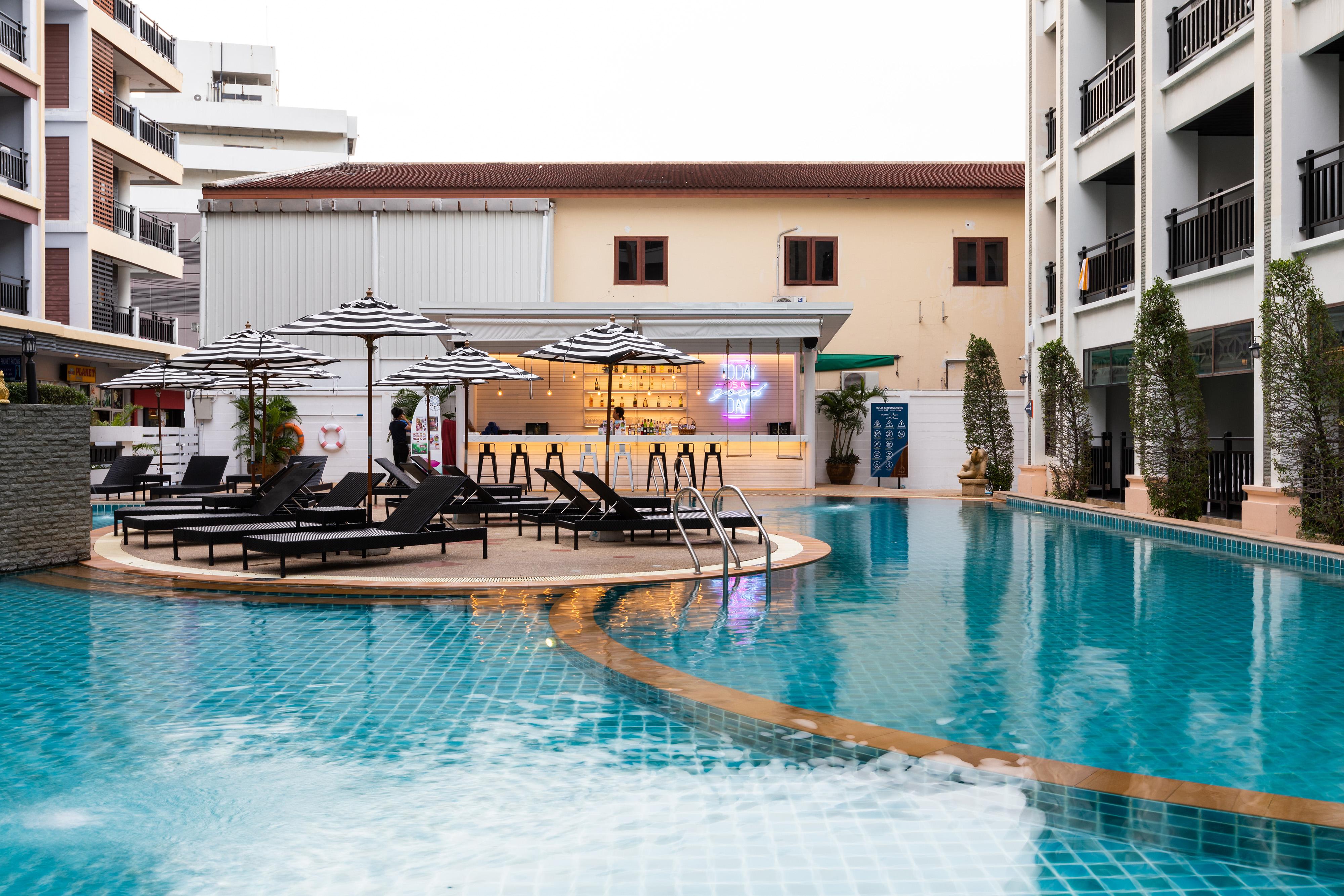 מלון Amata Patong מראה חיצוני תמונה